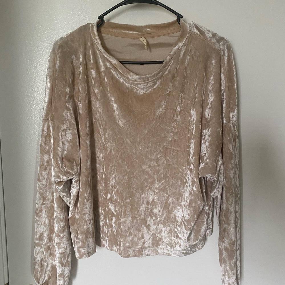 Stradivarius Gold Boxy Blouse with Velvet Texture